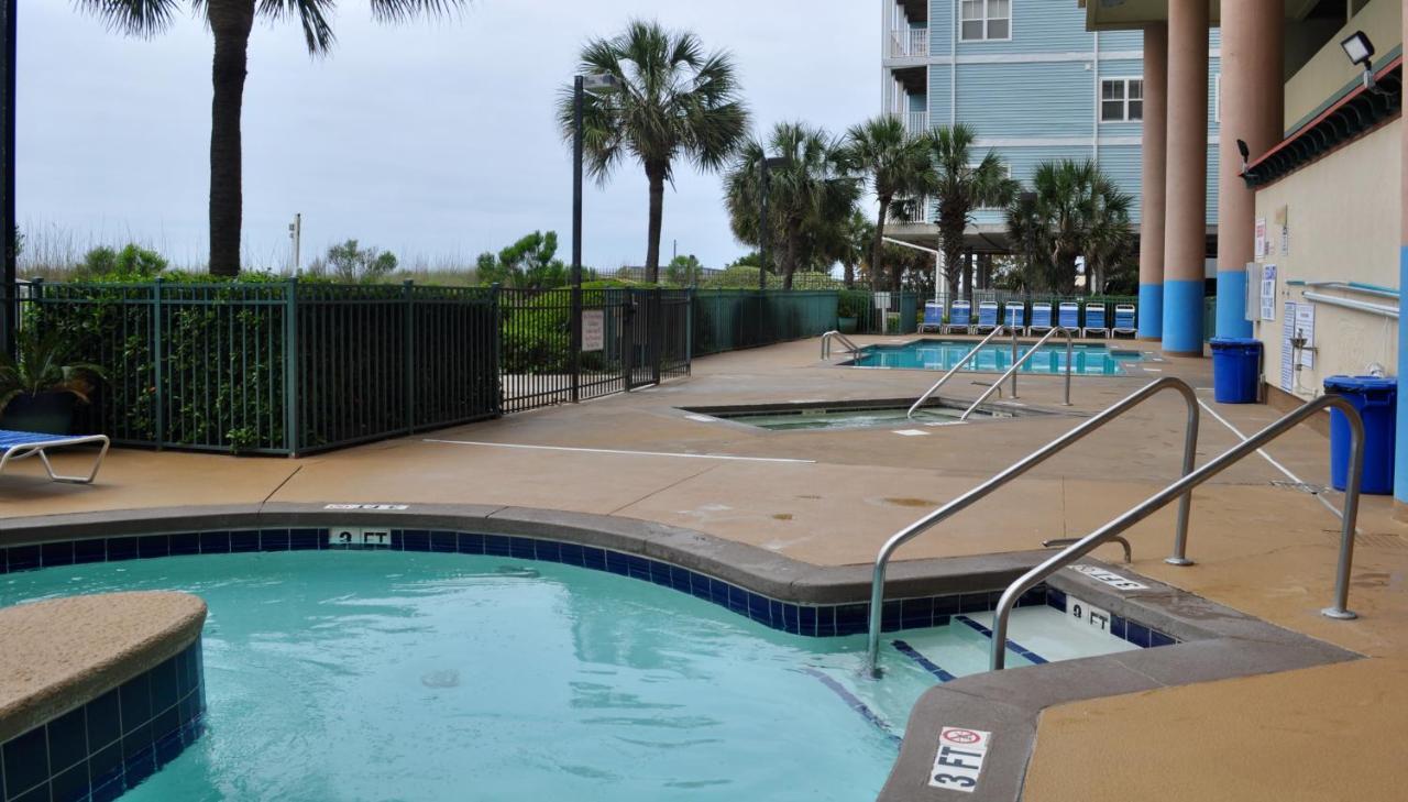 Oceanview Condo With Pool, Hot Tub, Balcony, Right On The Beach Myrtle Beach Kültér fotó