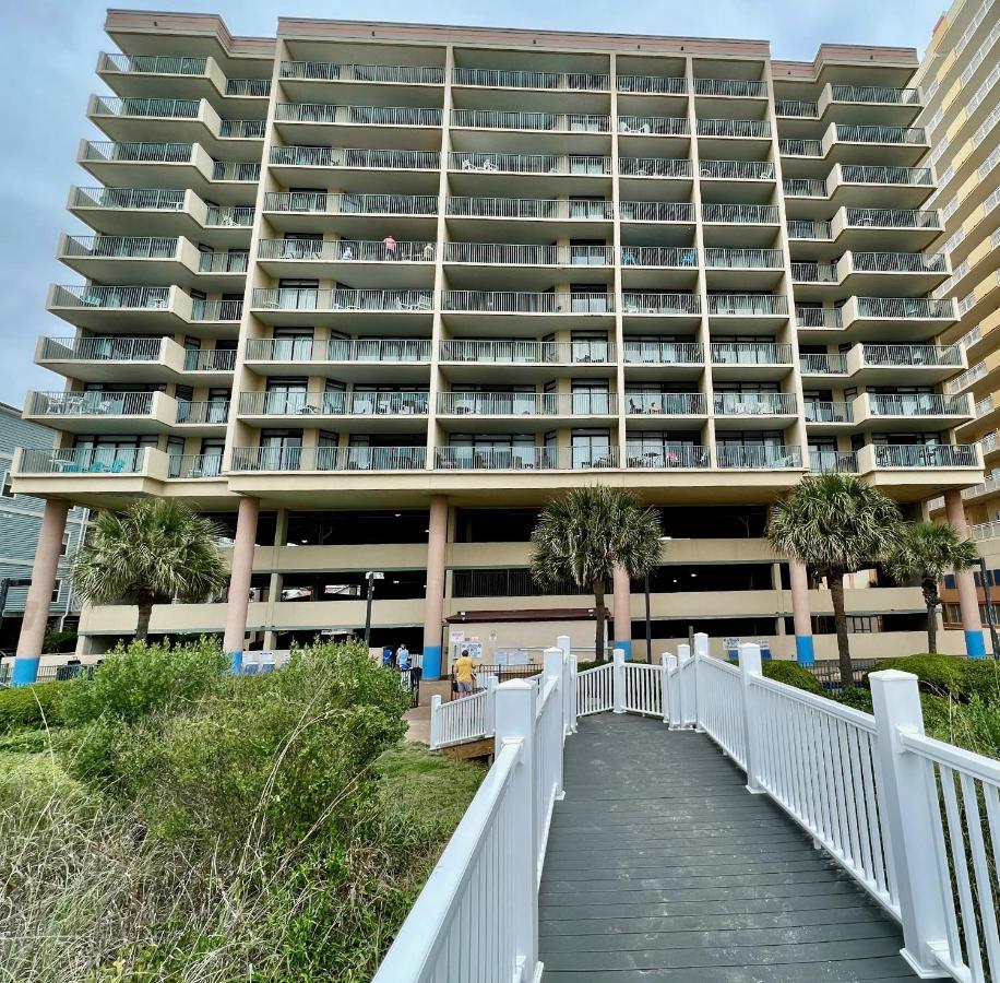 Oceanview Condo With Pool, Hot Tub, Balcony, Right On The Beach Myrtle Beach Kültér fotó